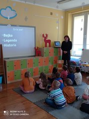 Spotkanie przedszkolaków z pisarką